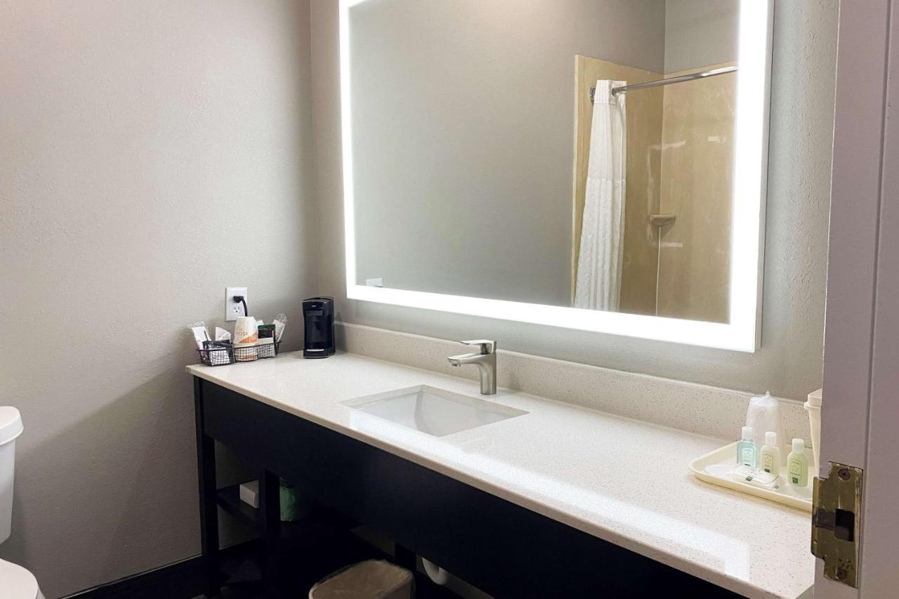 Hotel Wingate By Wyndham Biloxi - Ocean Springs Extérieur photo